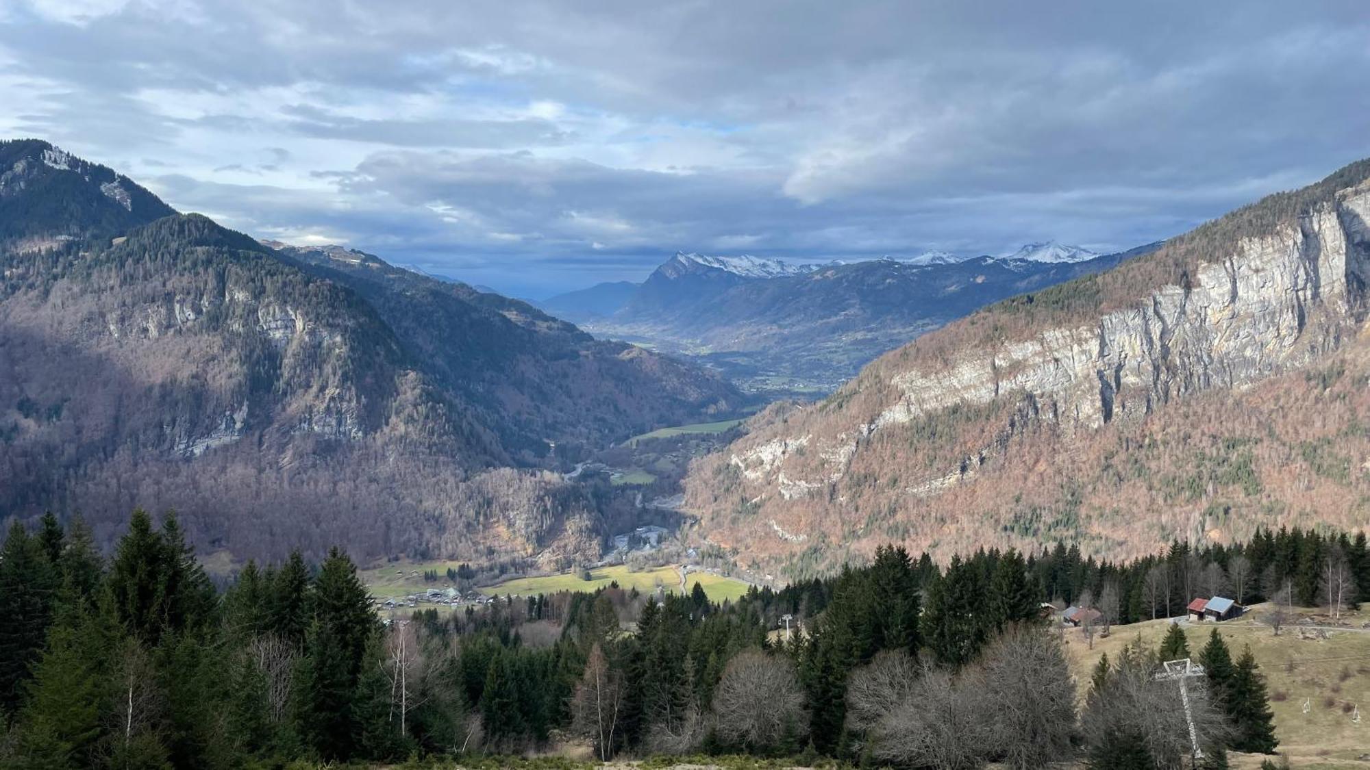 Sixt Chalet*** Au Pied D'Une Prairie Face A La Montagne מראה חיצוני תמונה